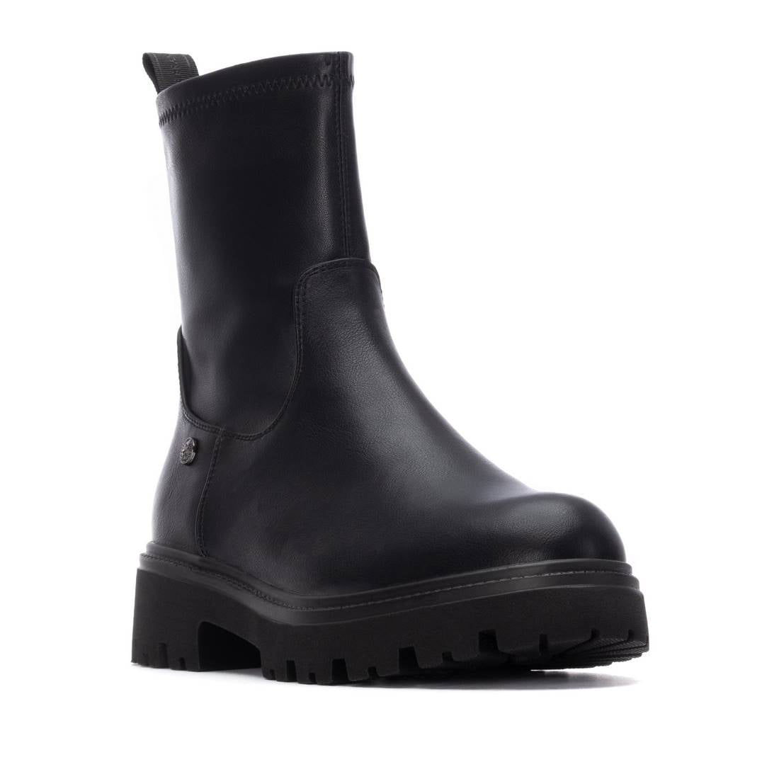 Botin de mujer plano Xti 14465701