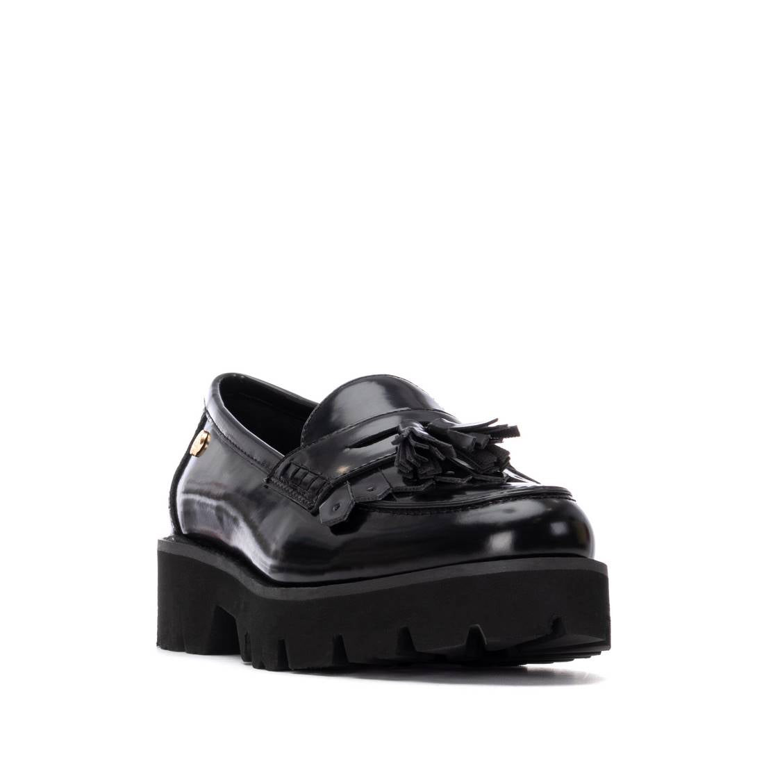 Zapato de mujer plano Xti 14467701