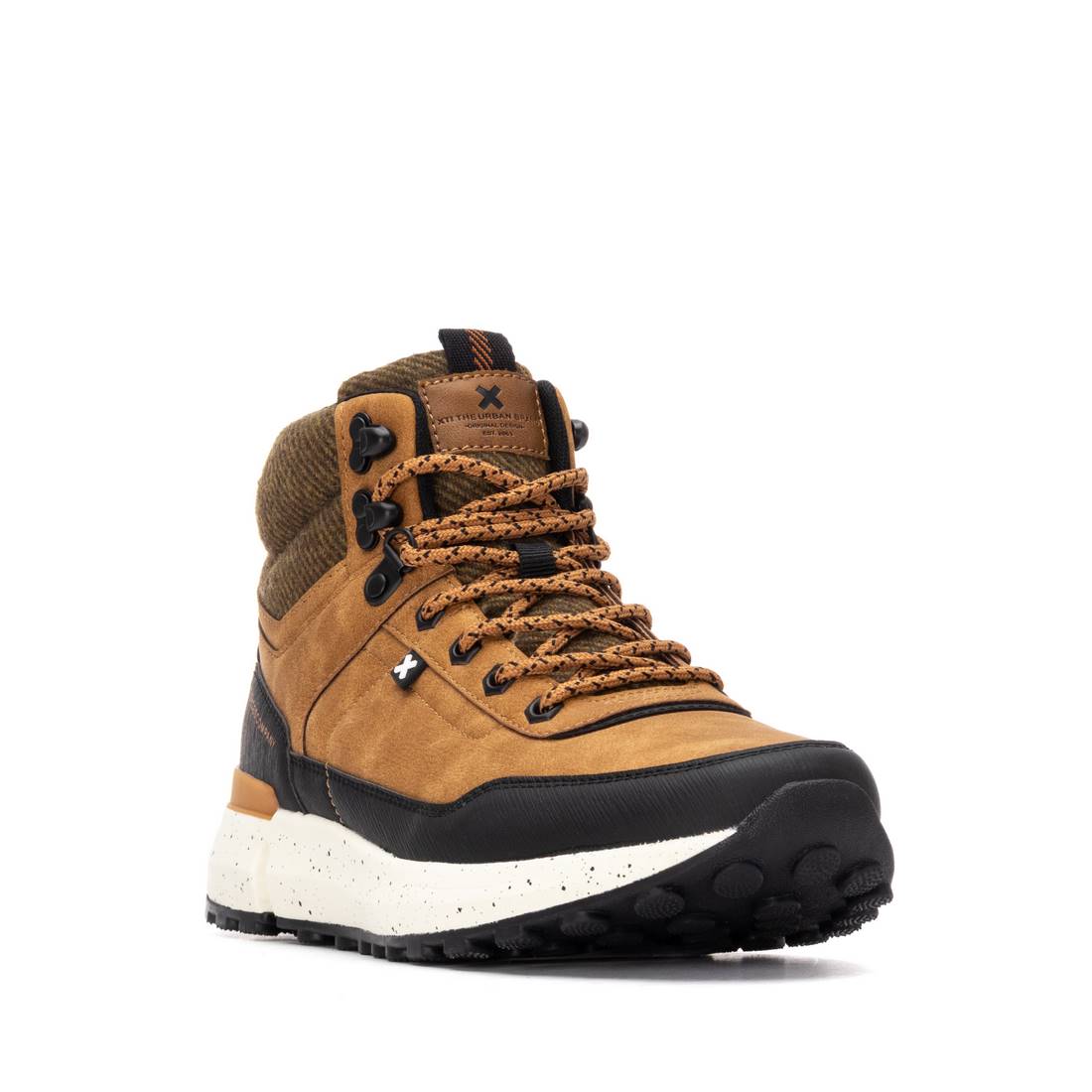 Botin de hombre plano Xti 14469203