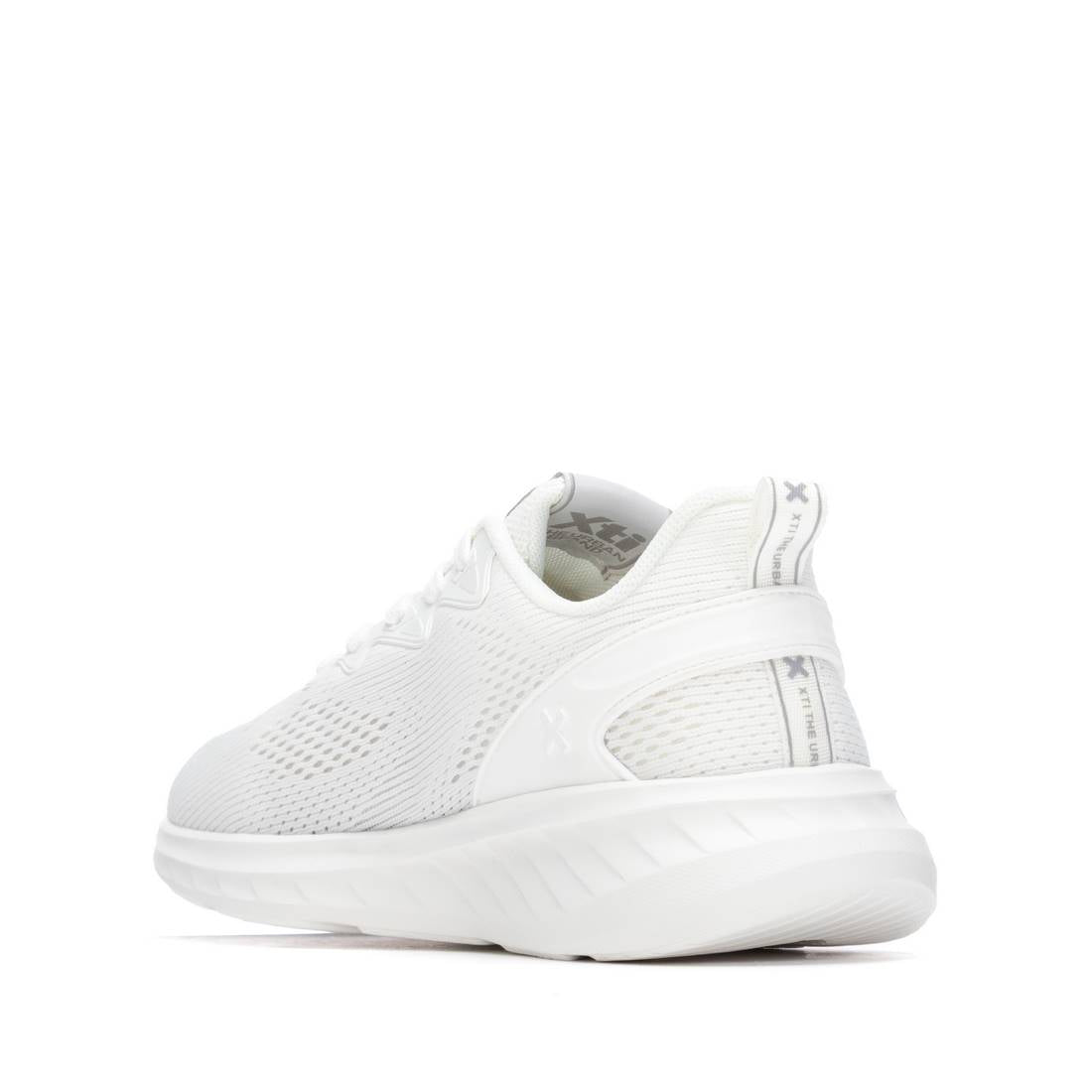 Zapatilla de mujer plano Xti 14505403