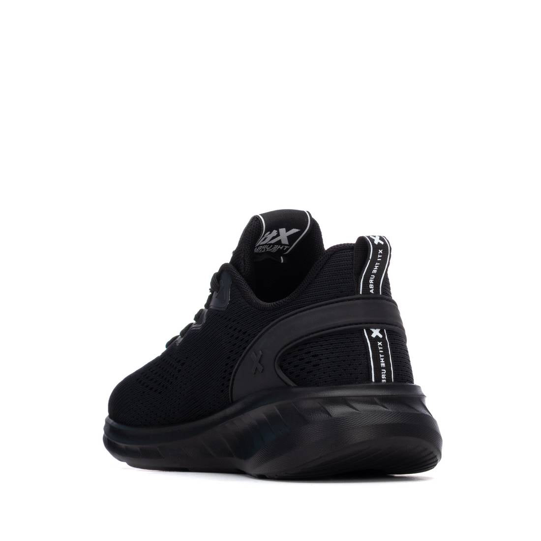 Zapatilla de mujer plano Xti 14505404