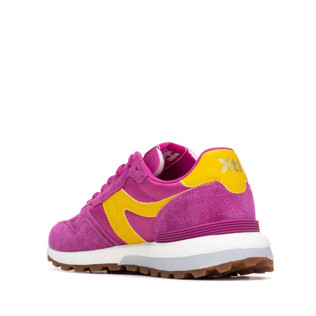 Zapatilla de mujer plano Xti 14506504