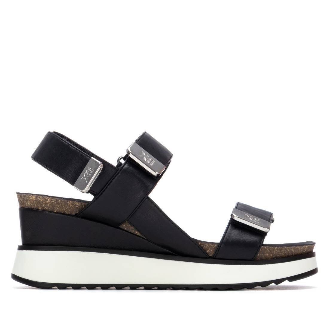 Sandalia de mujer con cuña Xti 14525403