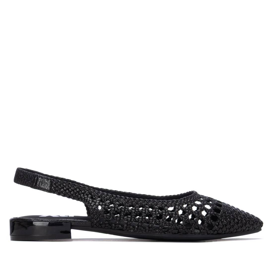 Zapato de mujer plano Xti 14530004