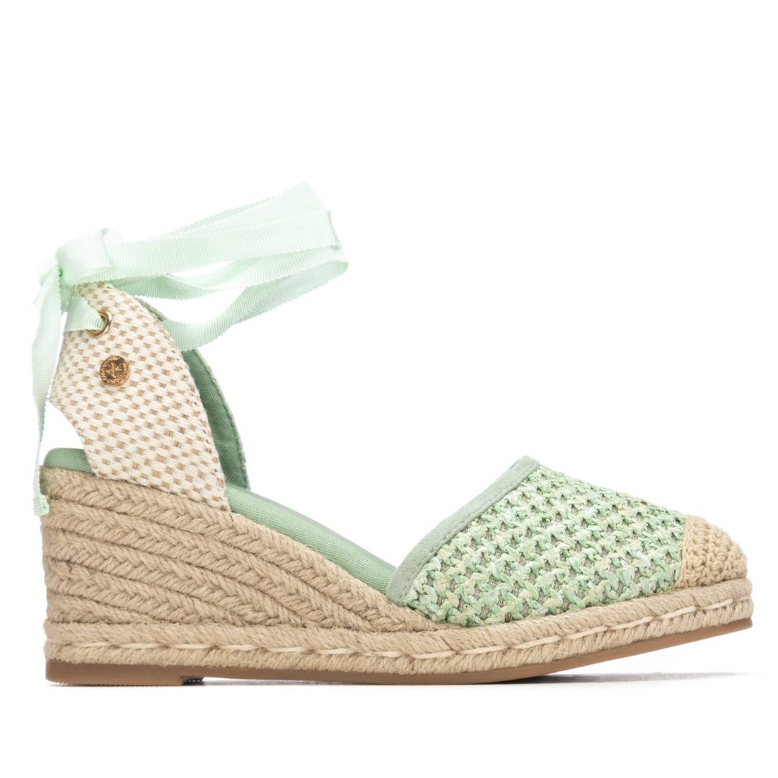 Zapato de mujer con cuña Xti 14534004