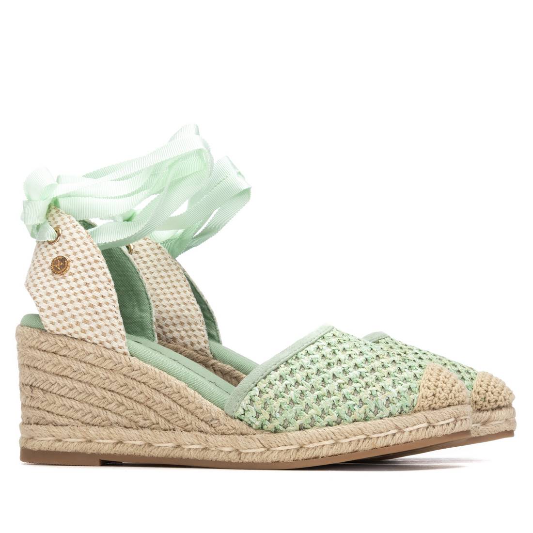 Zapato de mujer con cuña Xti 14534004