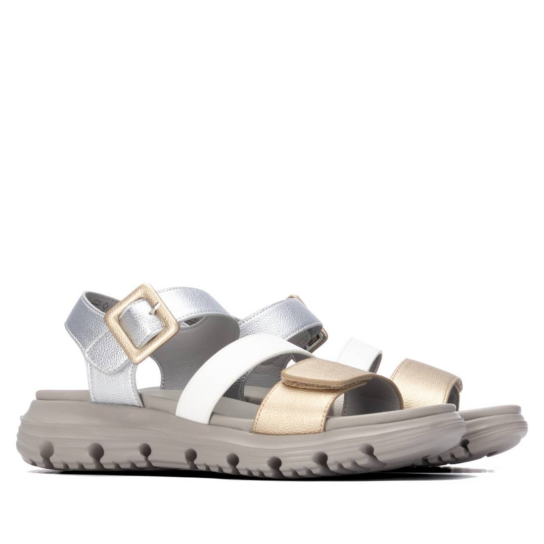 Sandalia de mujer plano Xti 14540203