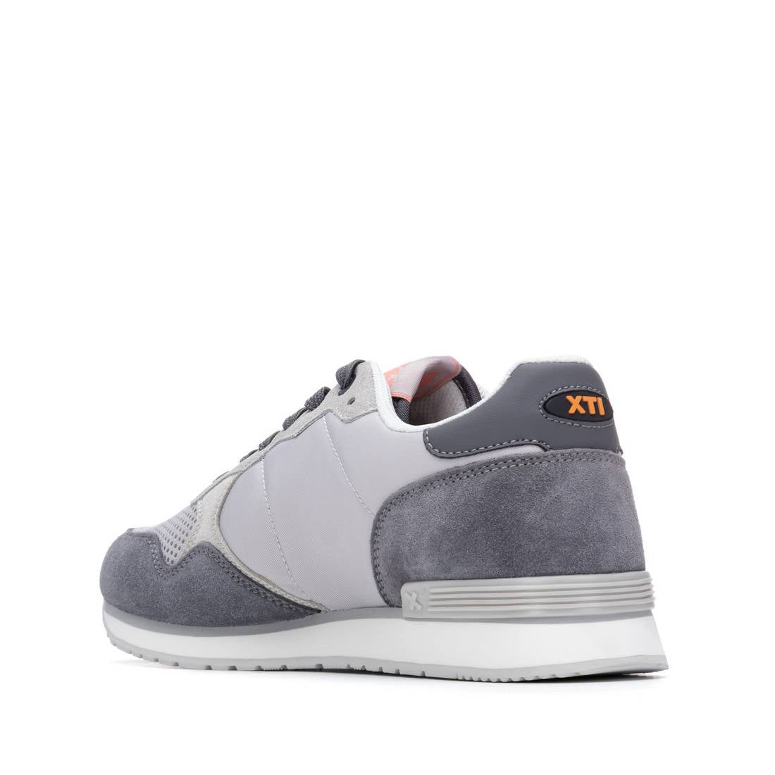 Zapatilla de hombre plano Xti 14571809
