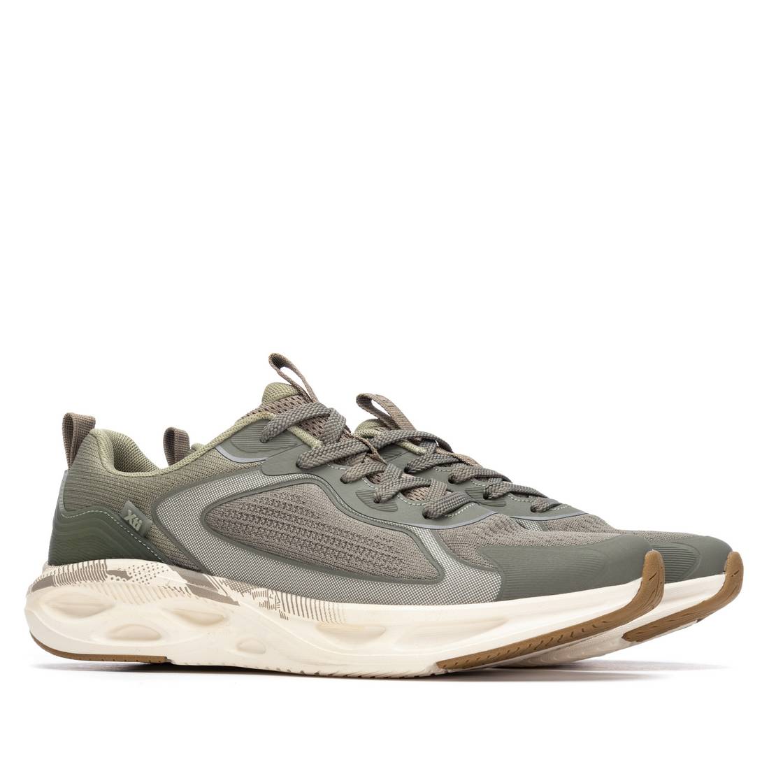 Zapatilla de hombre plano Xti 14572702