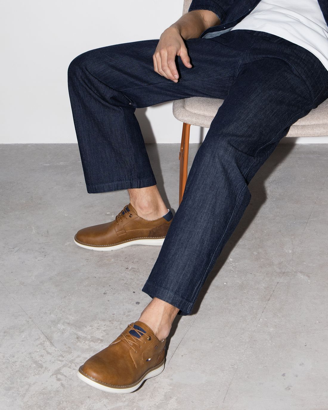 Zapato de hombre plano Xti 14577001