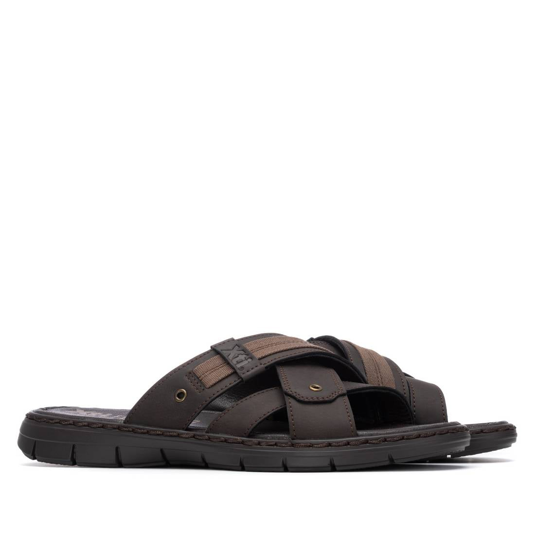 Sandalia de hombre plano Xti 14579002