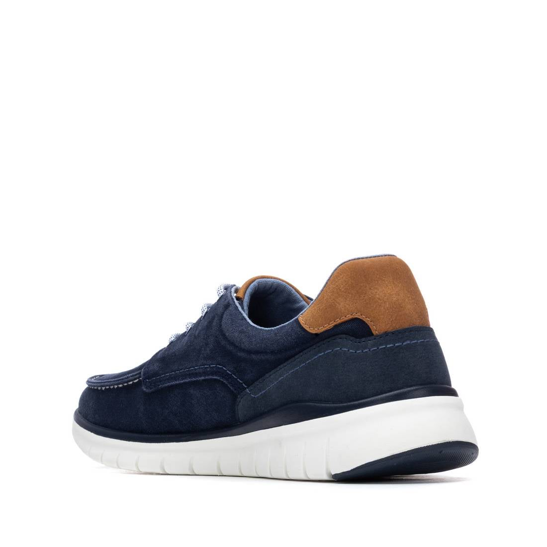 Zapatilla de hombre plano Xti 14579802