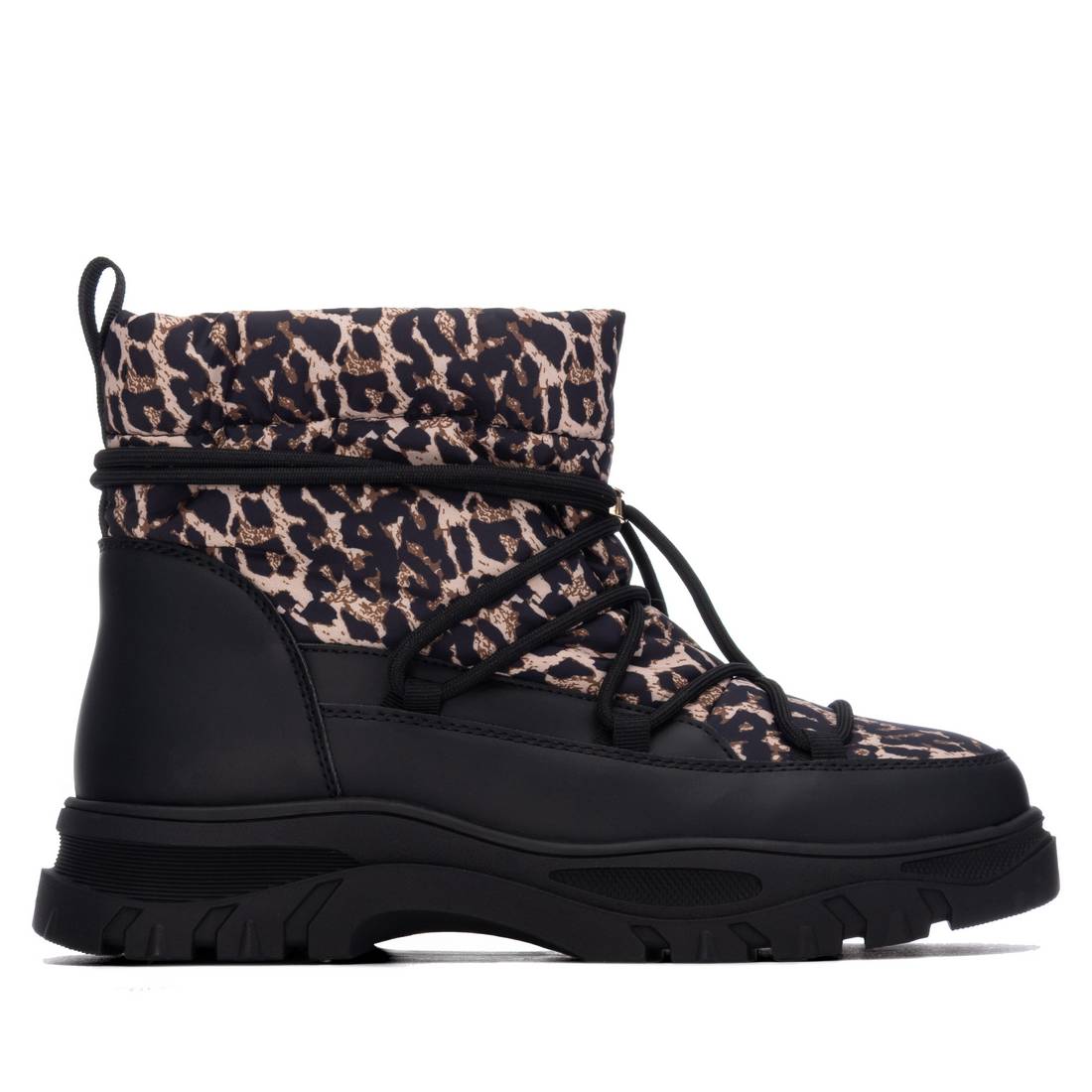 Botin de mujer plano Xti 14607001