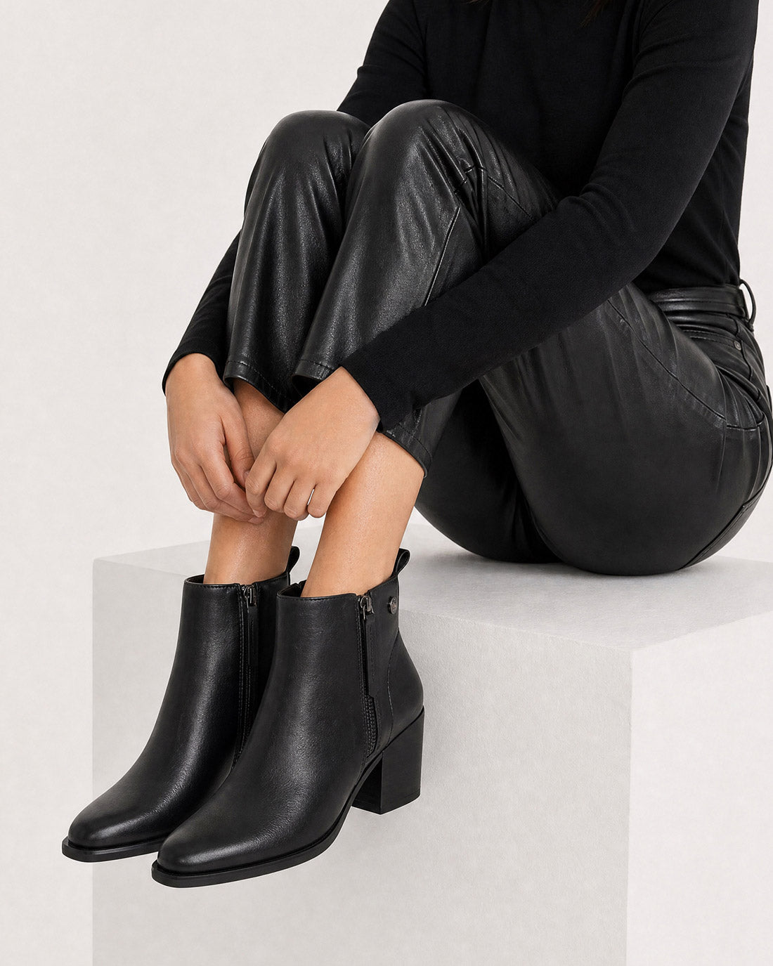 WOMEN'S ANKLE BOOT XTI 14610305