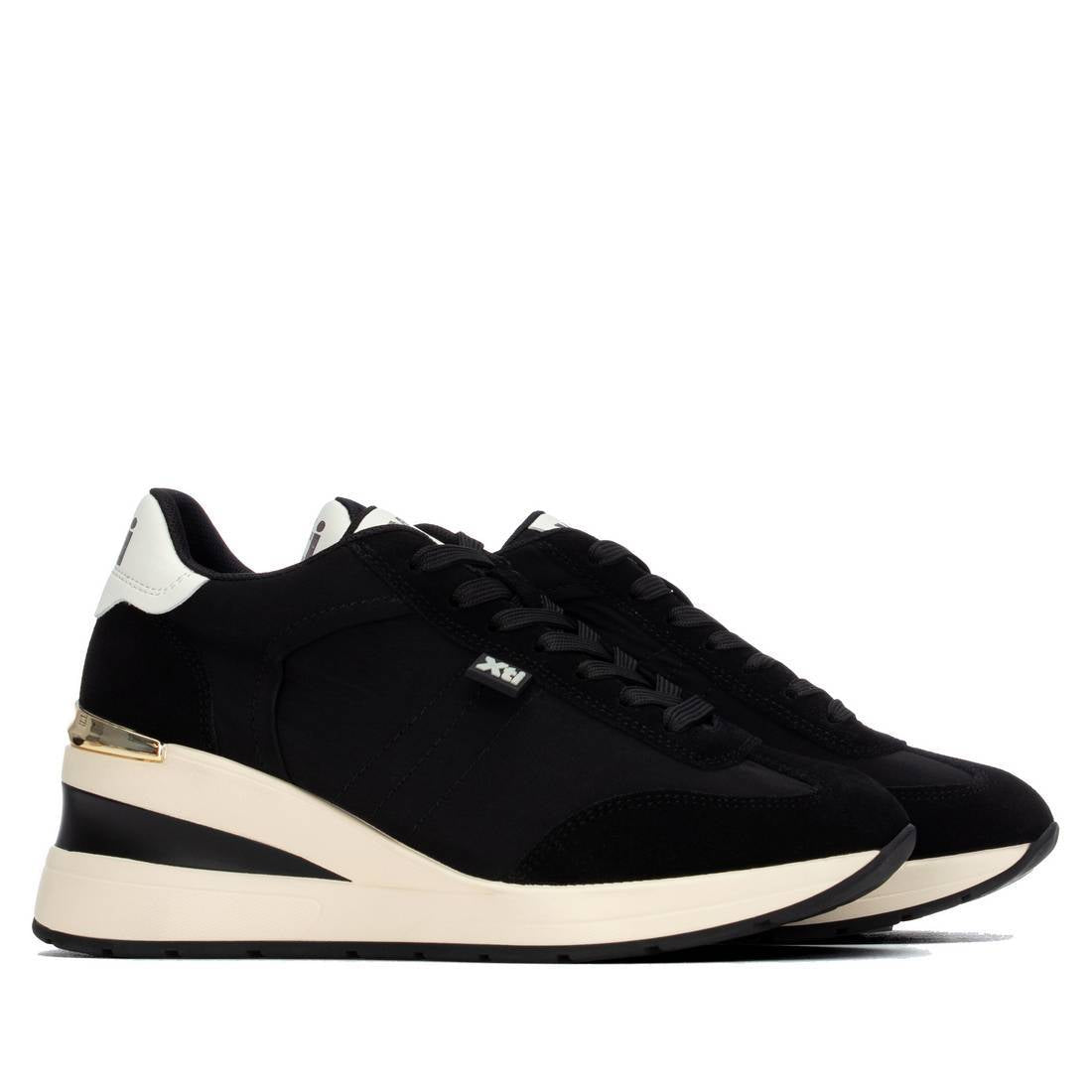 Zapatilla de mujer con cuña Xti 14636503