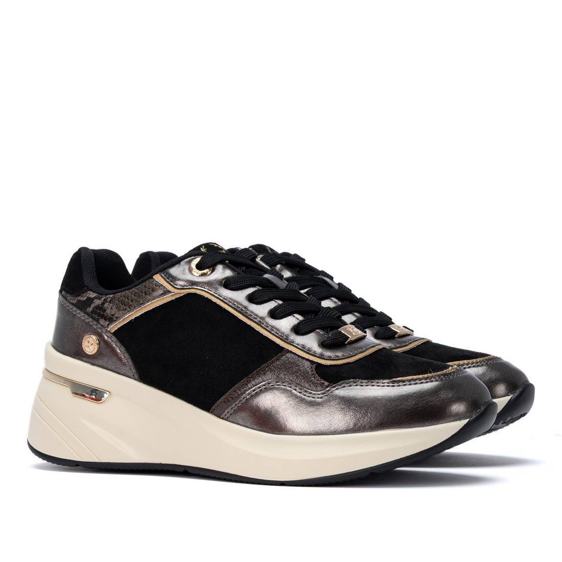 Zapatilla de mujer con cuña Xti 14638302