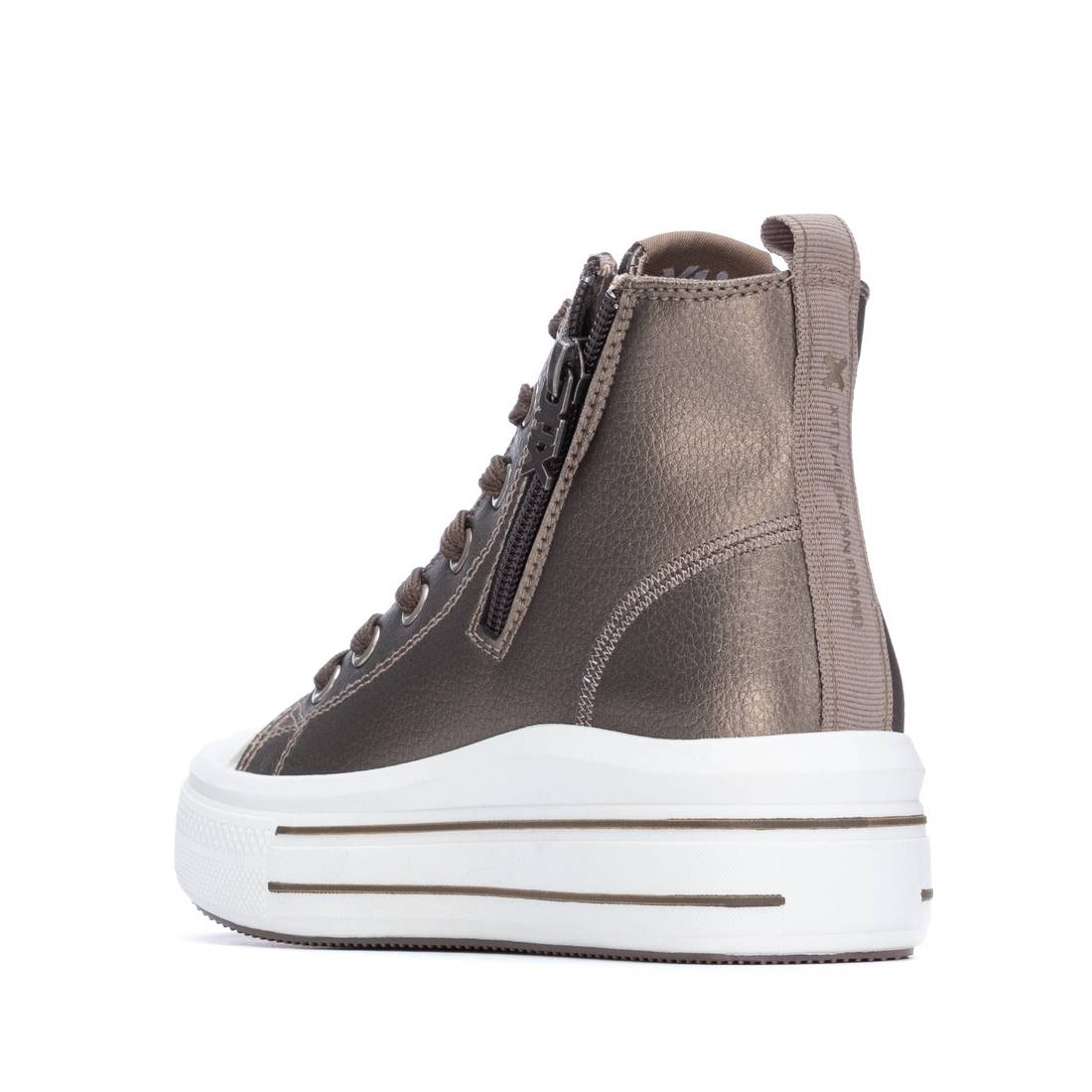 Zapatilla de niña plano Xti kids 15129707