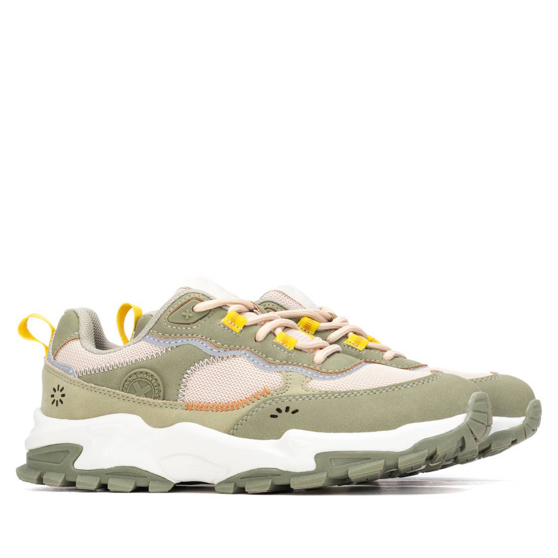 Zapatilla de niña plano Xti kids 15135701