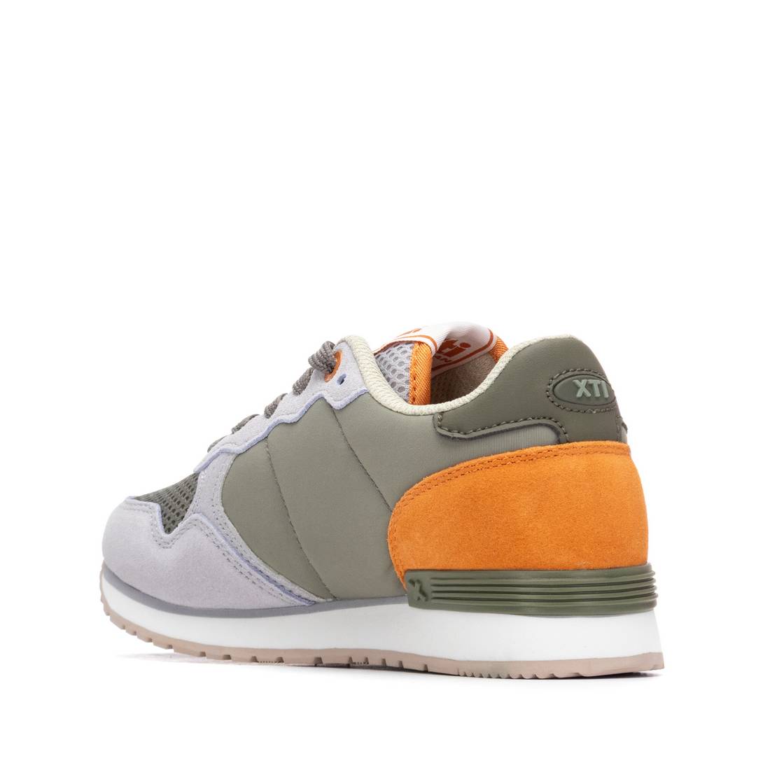 Zapatilla de niña plano Xti kids 15302302