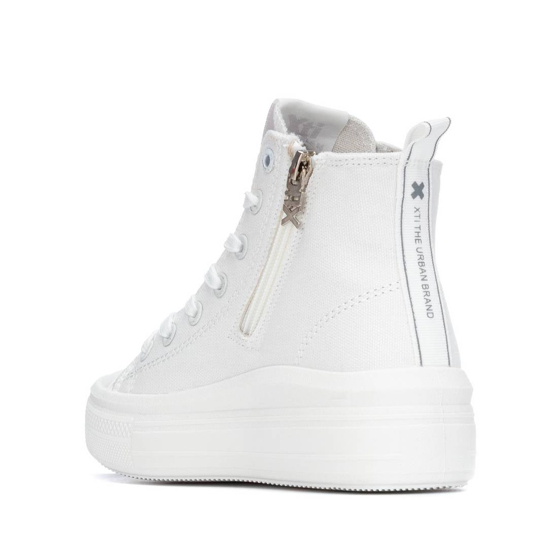 Zapatilla de niña plano Xti kids 15305601