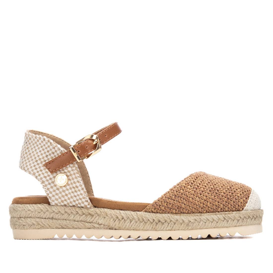 Sandalia de niña plano Xti kids 15309202