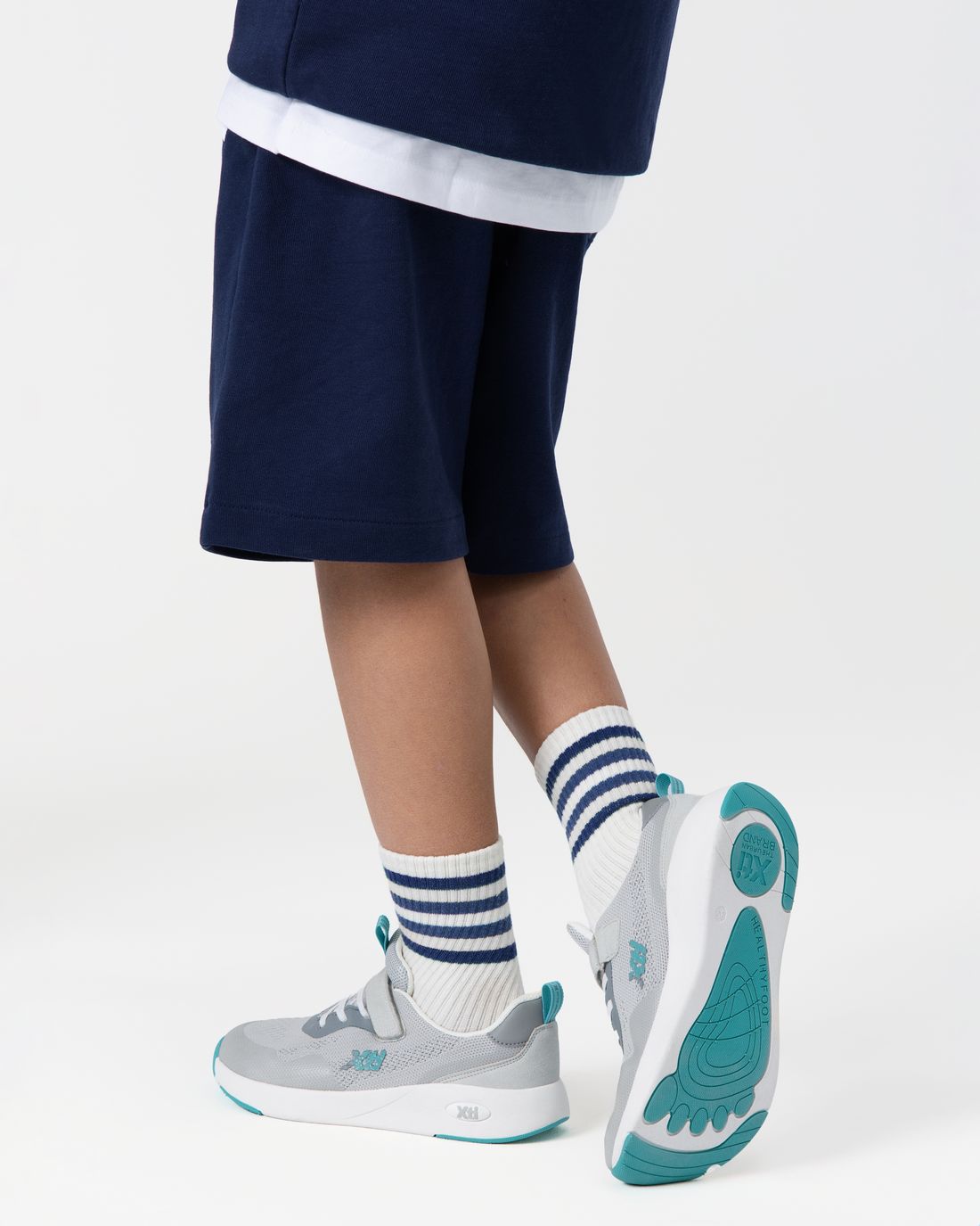 Zapatilla de niña plano Xti kids 15310402