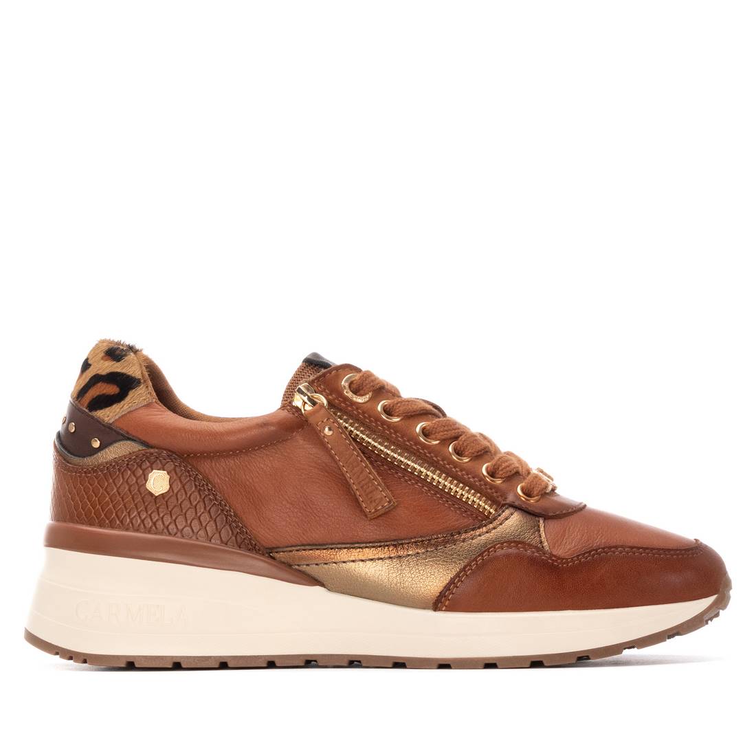 Zapatilla de mujer plano Carmela 16244202