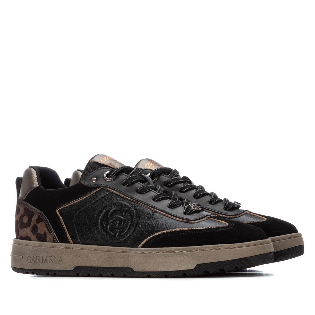 Zapatilla de mujer plano Carmela 16250401