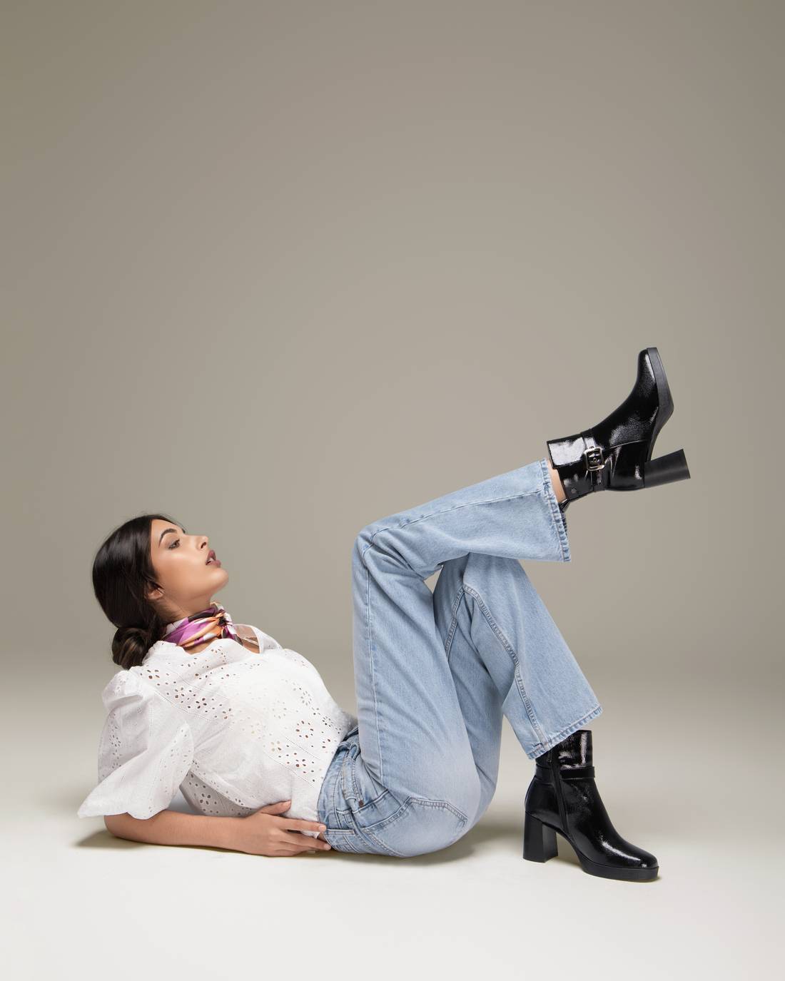 Botin de mujer con tacón Carmela 16253303