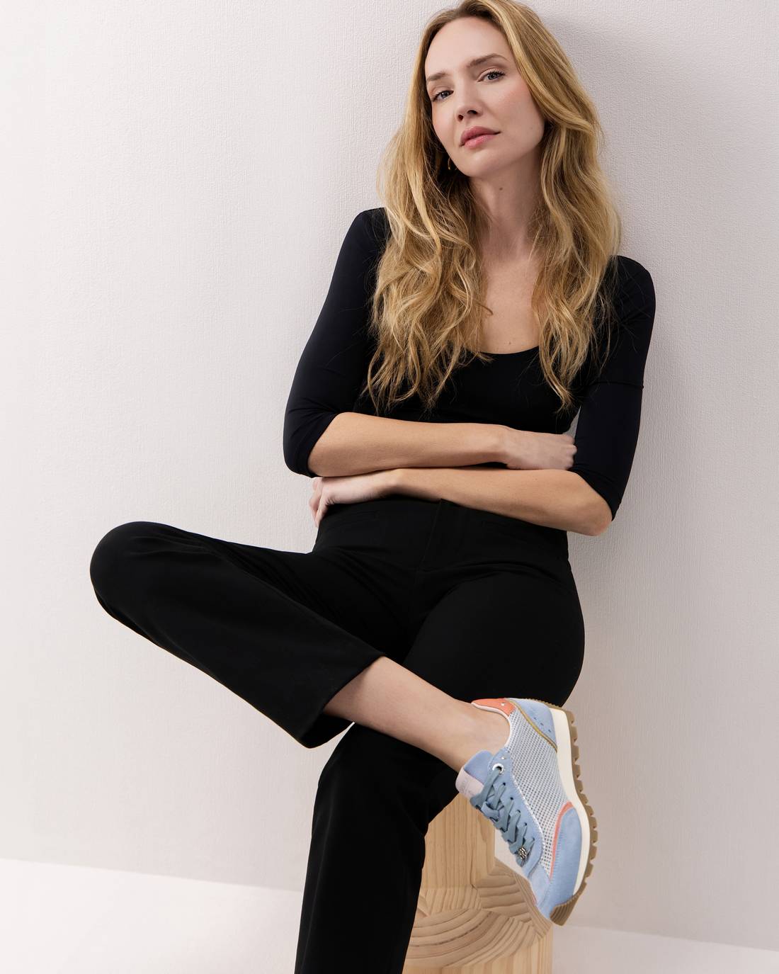 WOMEN'S SNEAKER CARMELA 16321301