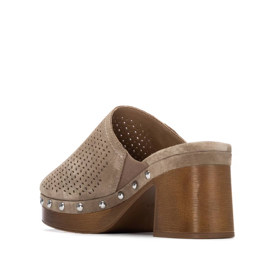 Zueco de mujer plano Carmela 16328302