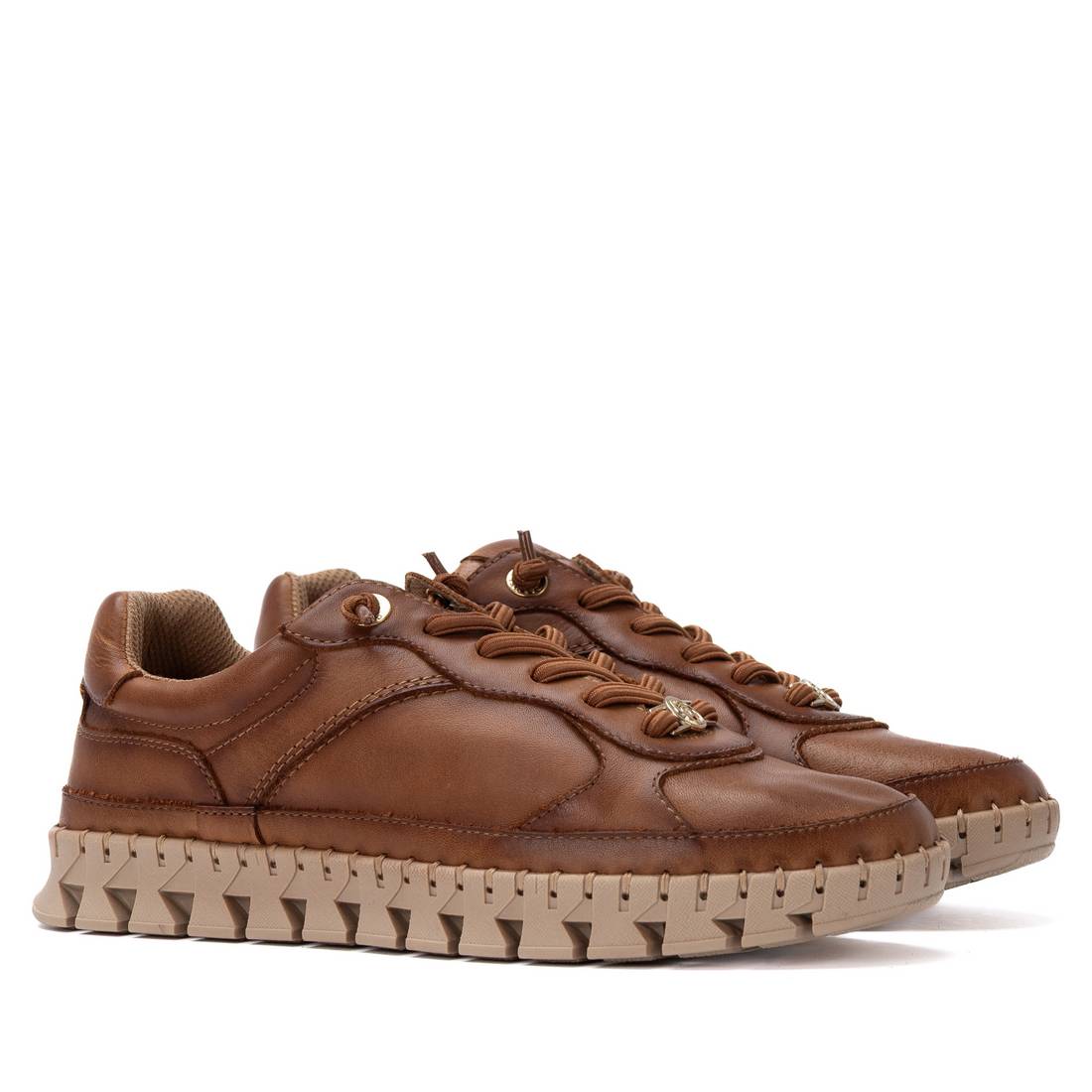 Zapatilla de mujer plano Carmela 16421801