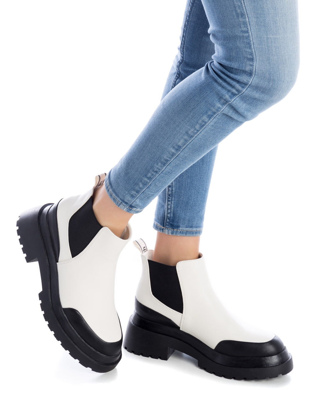 WOMEN'S ANKLE BOOT REFRESH 17032103