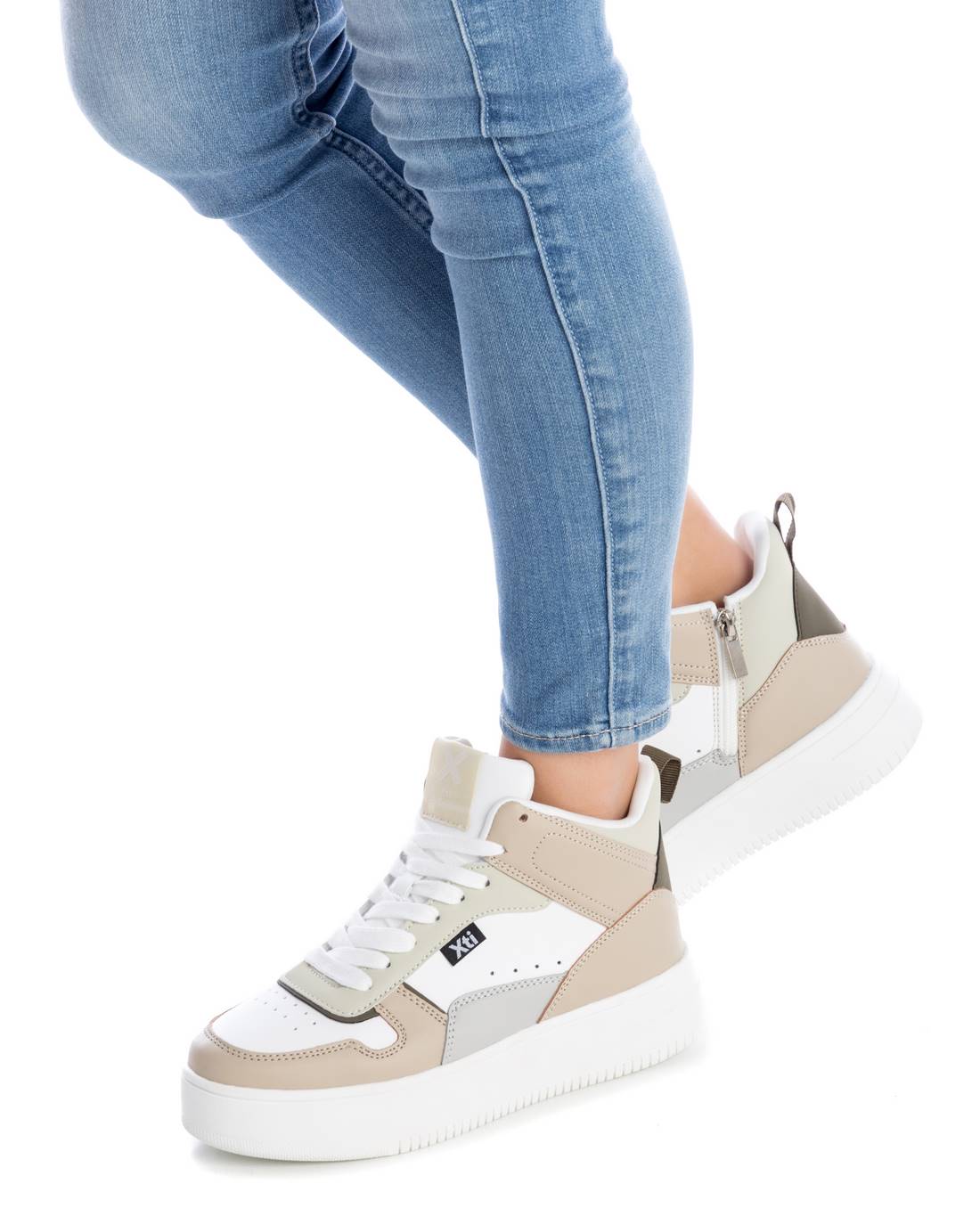 WOMEN'S SNEAKER REFRESH 17047603