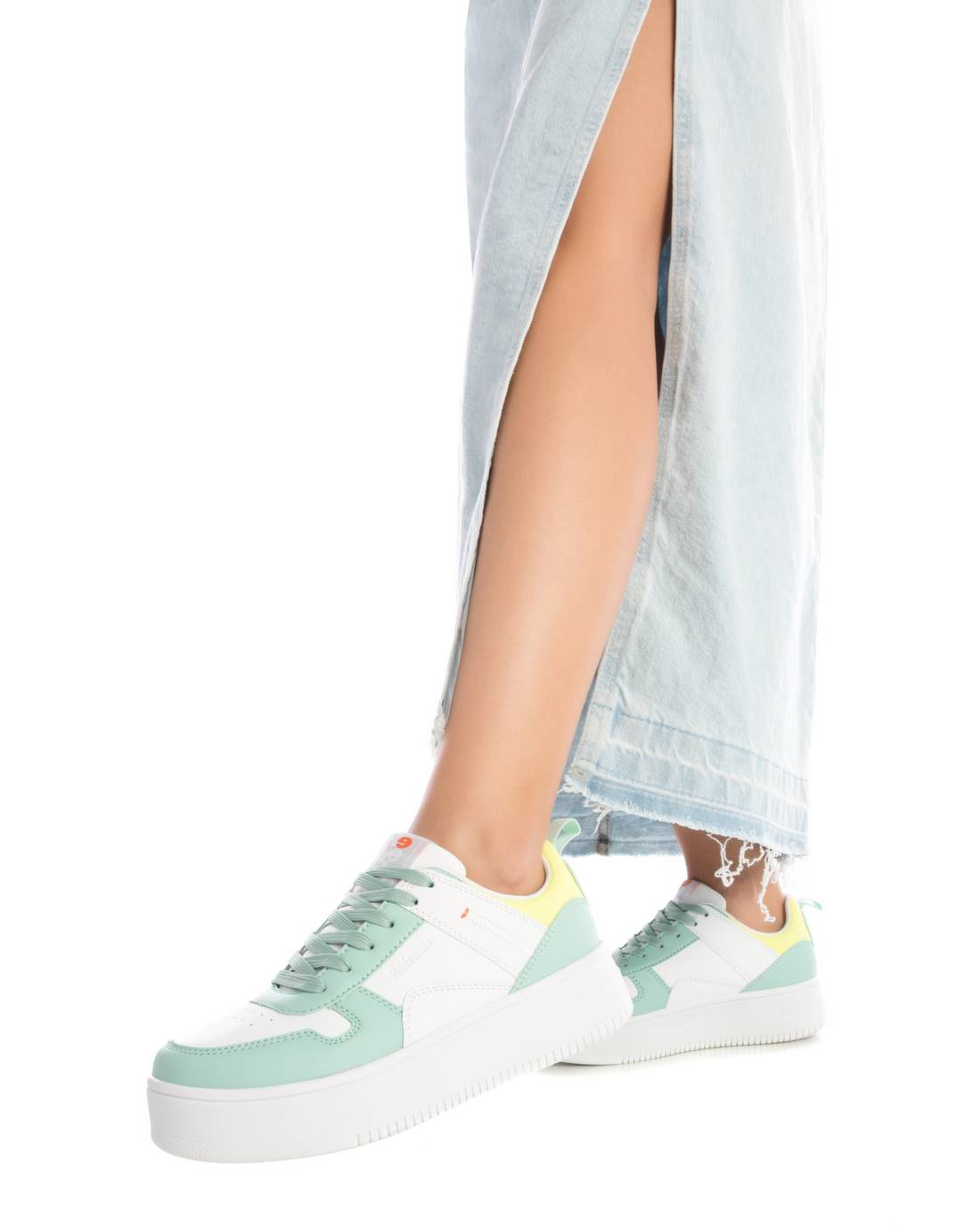 WOMEN'S SNEAKER REFRESH 17161602