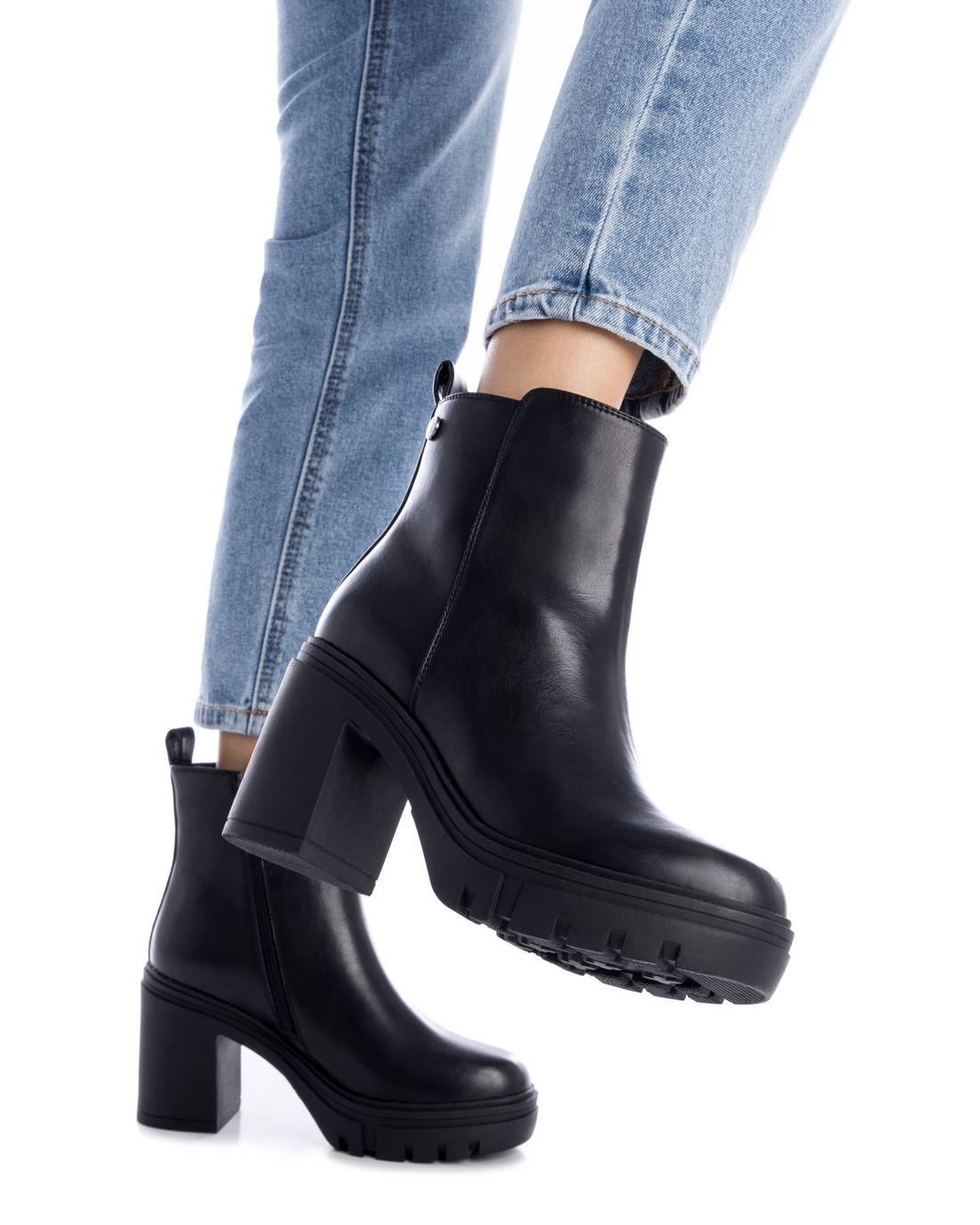 WOMEN'S ANKLE BOOT REFRESH 17202001