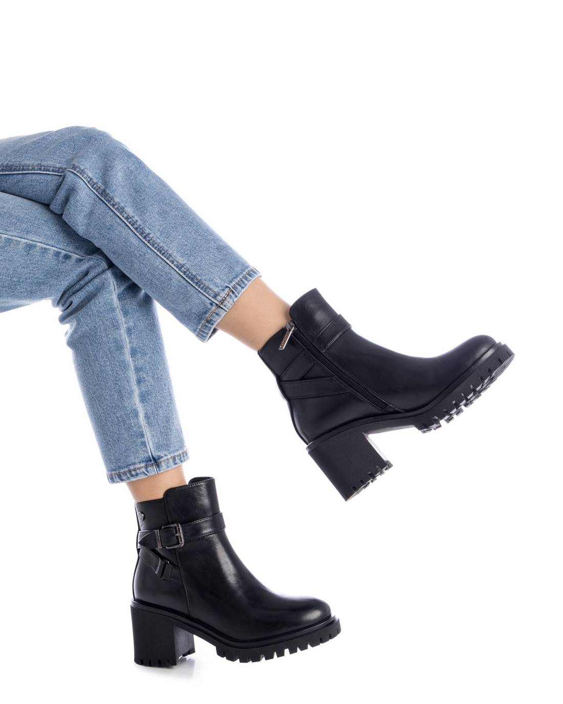 WOMEN'S ANKLE BOOT REFRESH 17205101