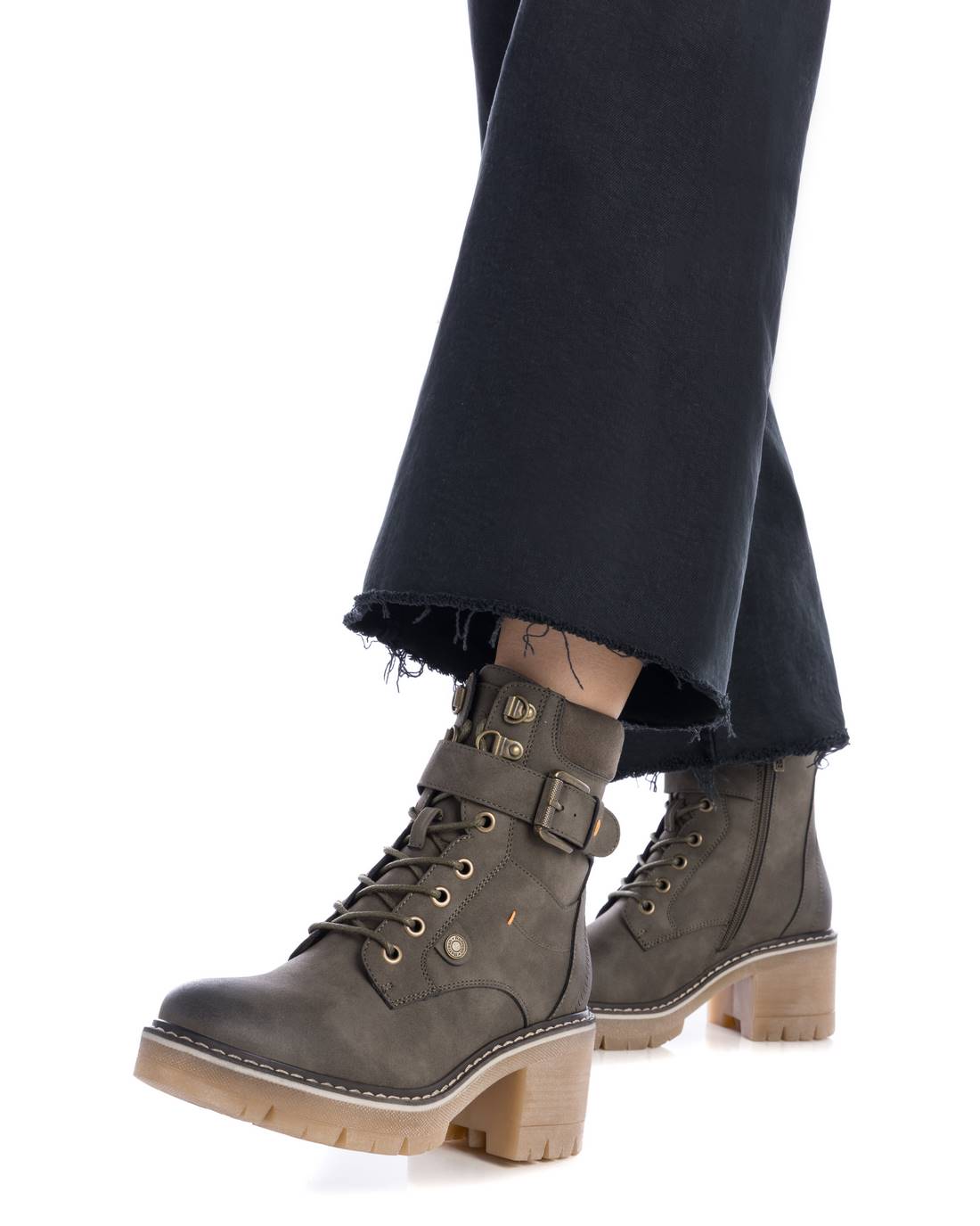 WOMEN'S ANKLE BOOT REFRESH 17226002