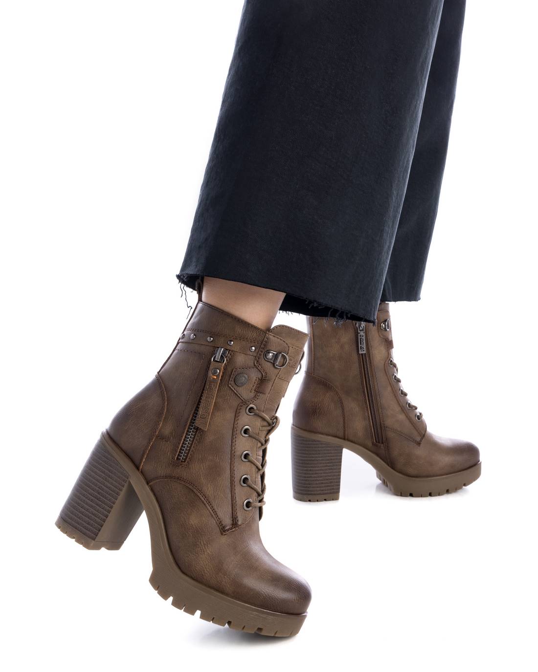 WOMEN'S ANKLE BOOT REFRESH 17237003