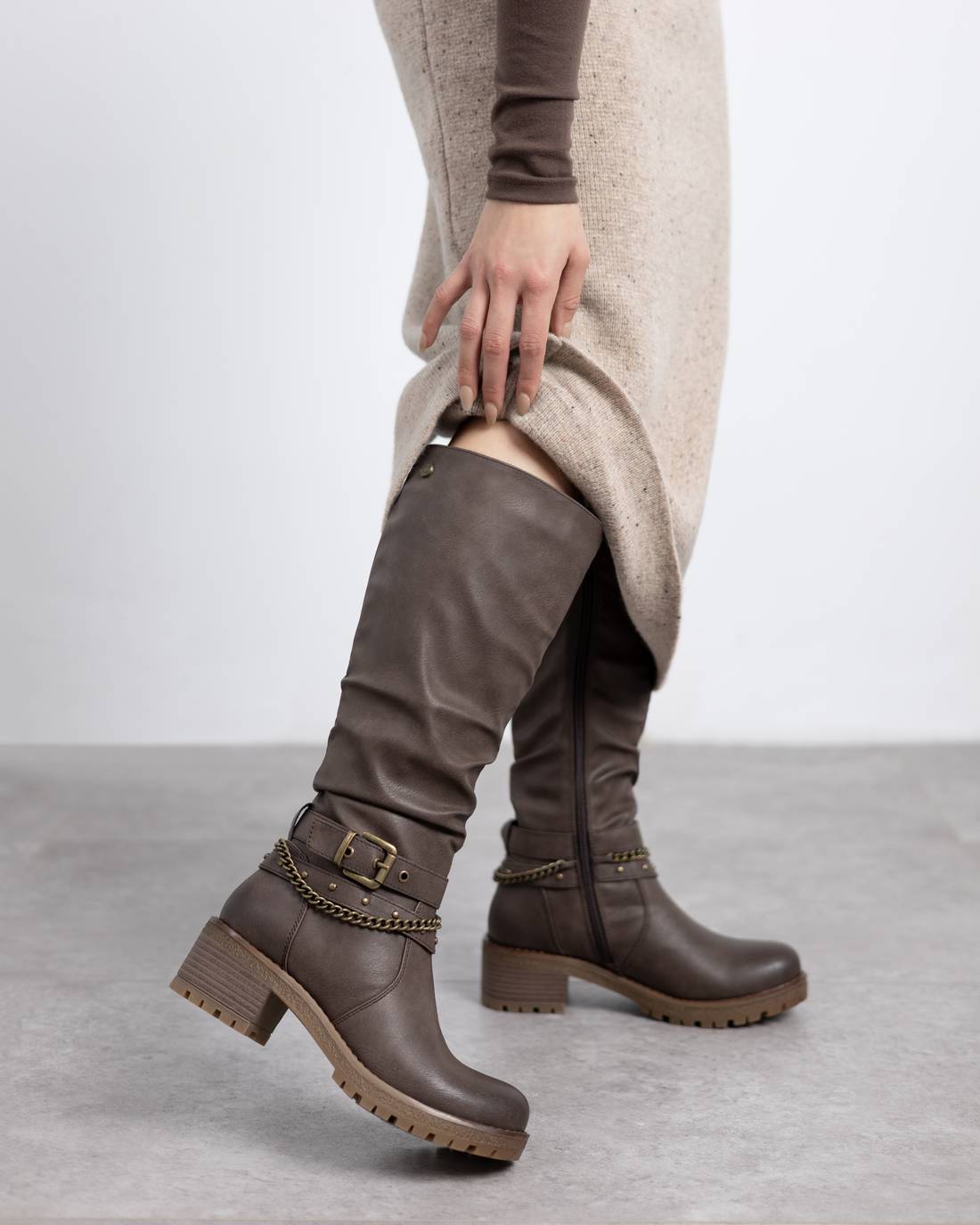 Bota de mujer con tacón Refresh 17324802