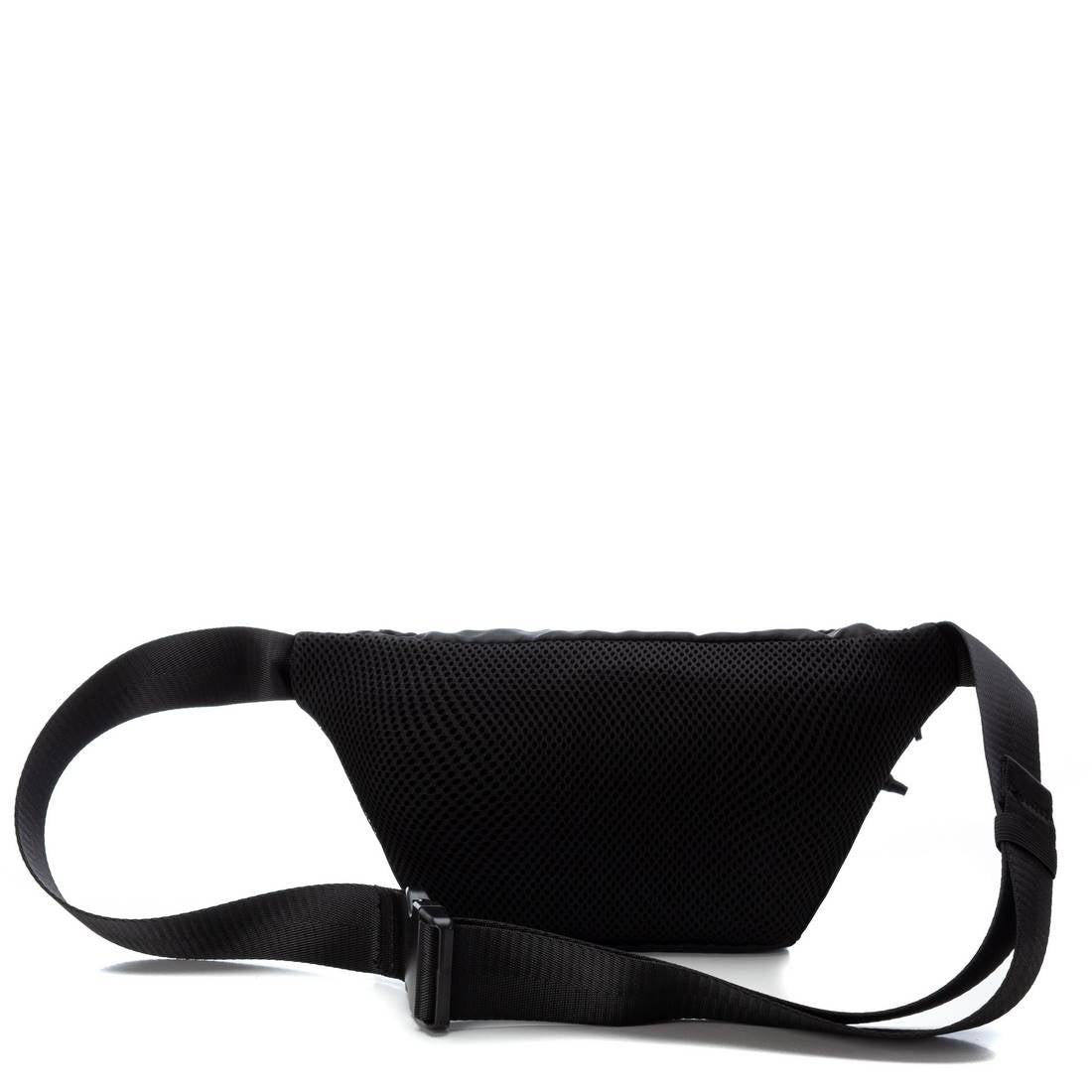 BOLSO DE HOMBRE XTI 18415602